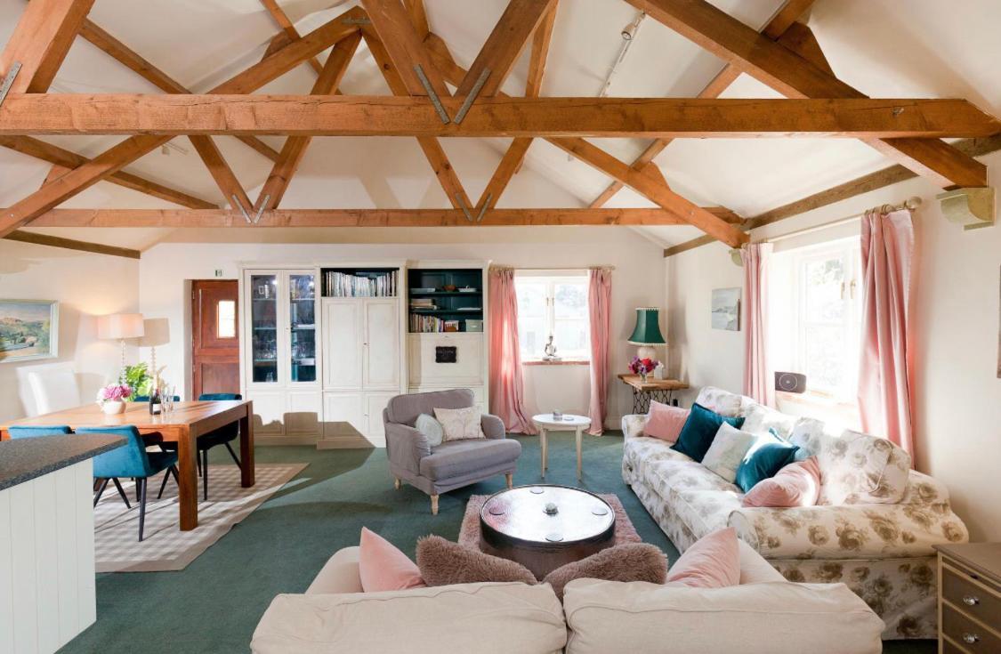 Spacious Swallow Cottage Tisbury Eksteriør billede